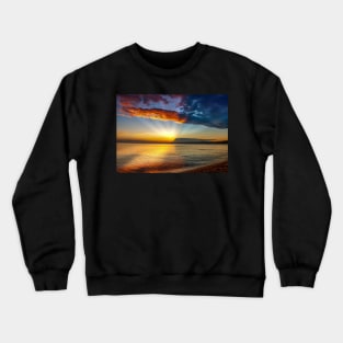 DRAMATIC OCEAN SUNRISE DESIGN Crewneck Sweatshirt